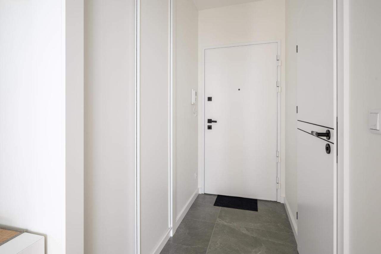 Wola Nakielska Comfort Apartment Varsó Kültér fotó
